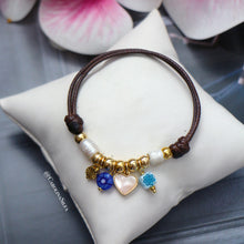 Cargar imagen en el visor de la galería, PULSERA CUERO