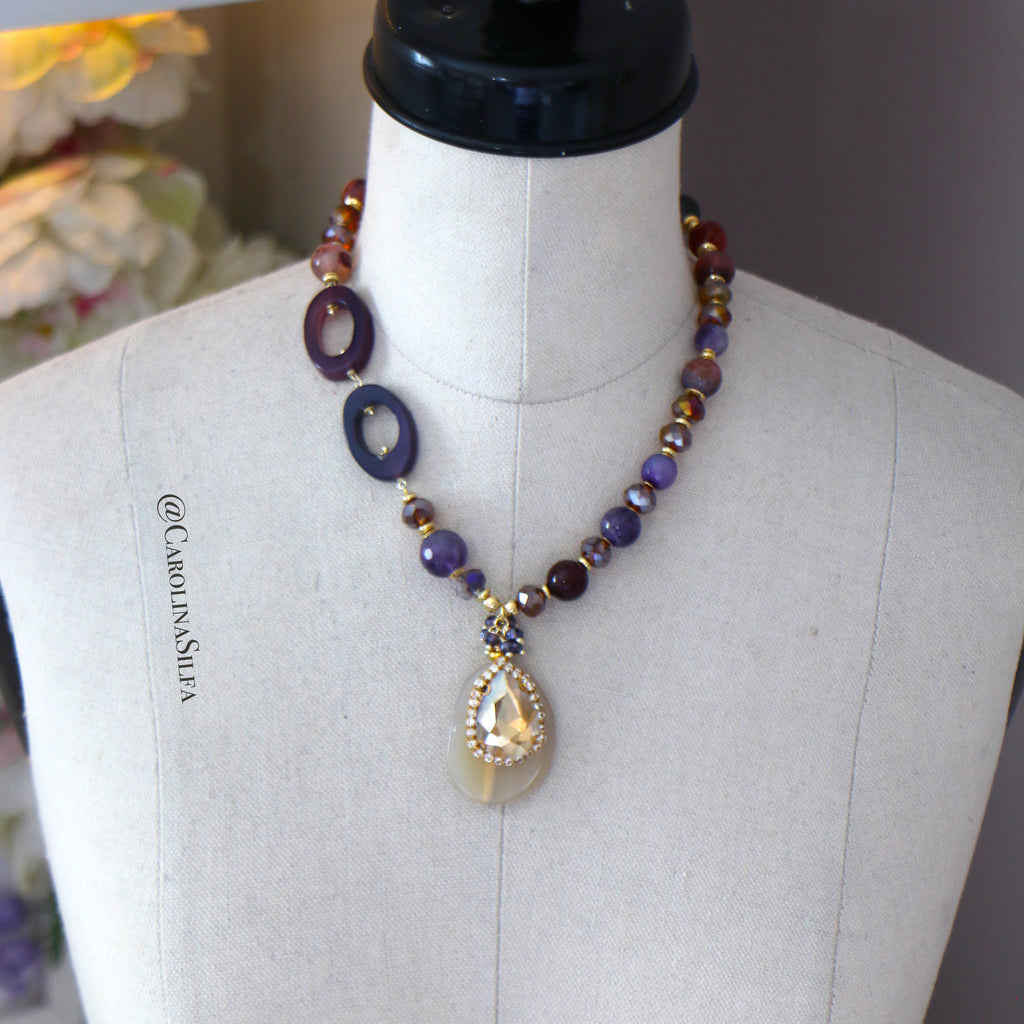 COLLAR AMARANTO